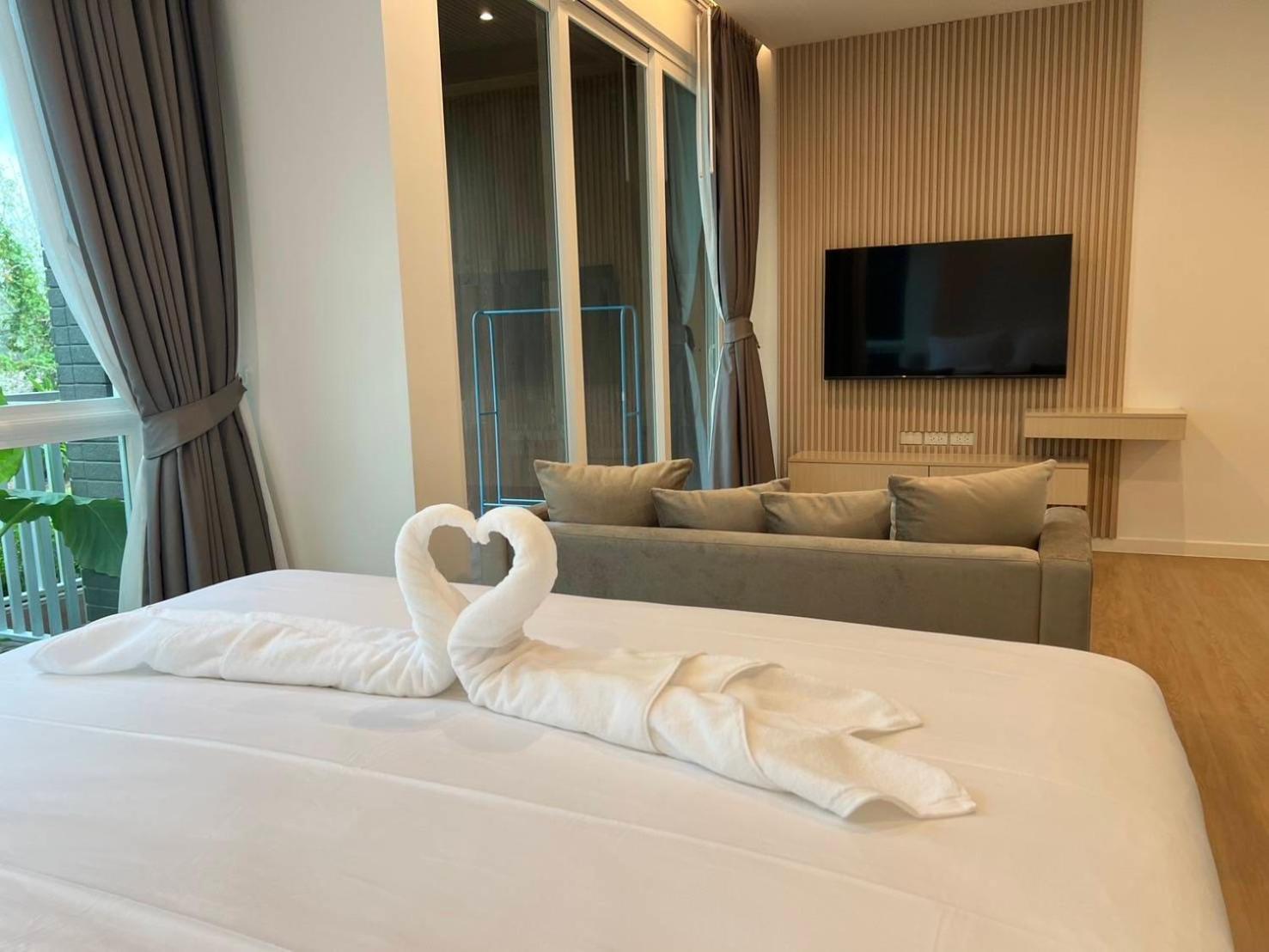 Hotell Beachfront Bliss At Naiyang By Alphatel Phuket