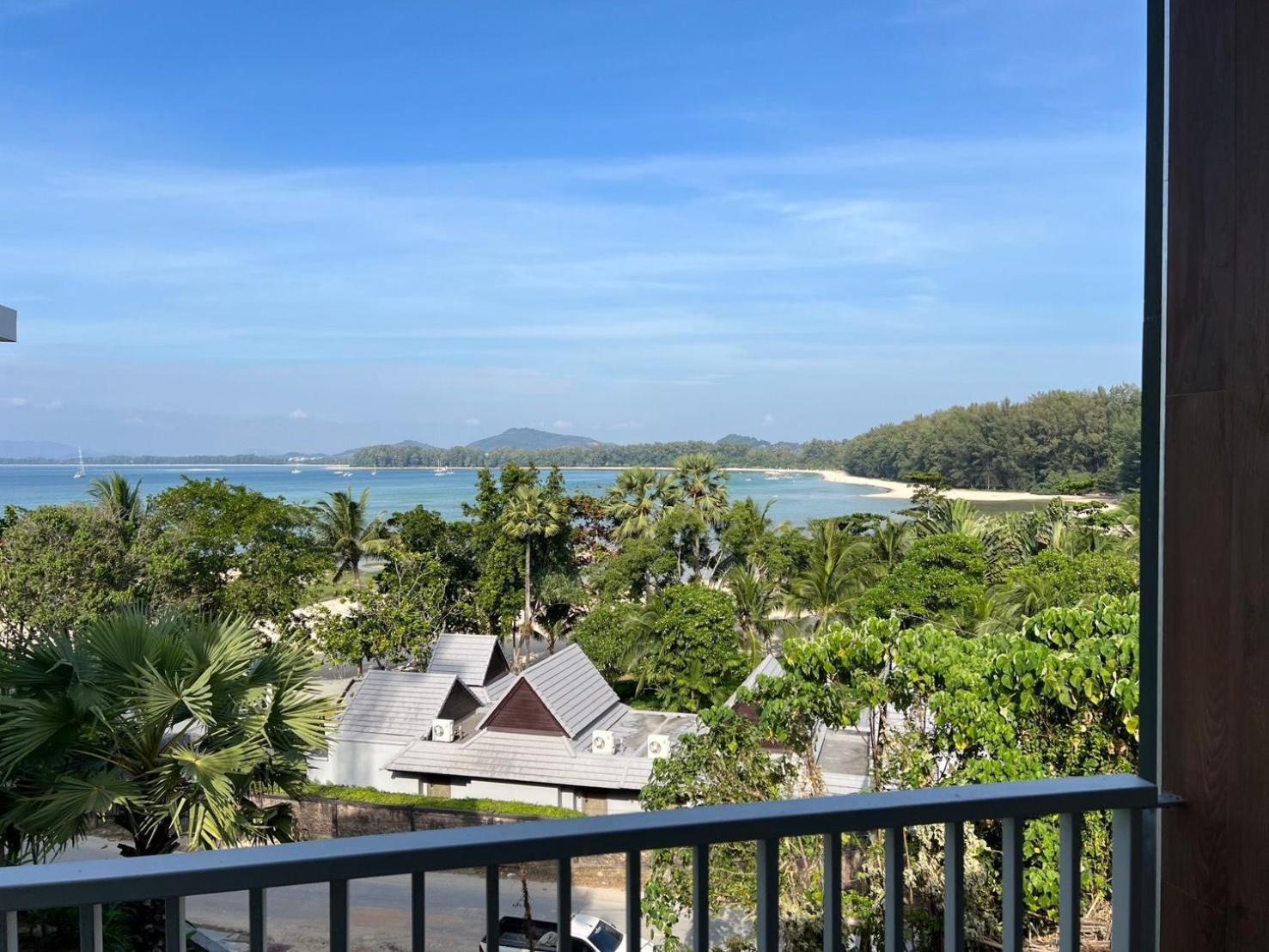 Beachfront Bliss At Naiyang By Alphatel 4*
